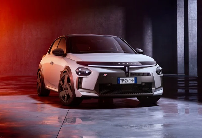 nuova lancia y