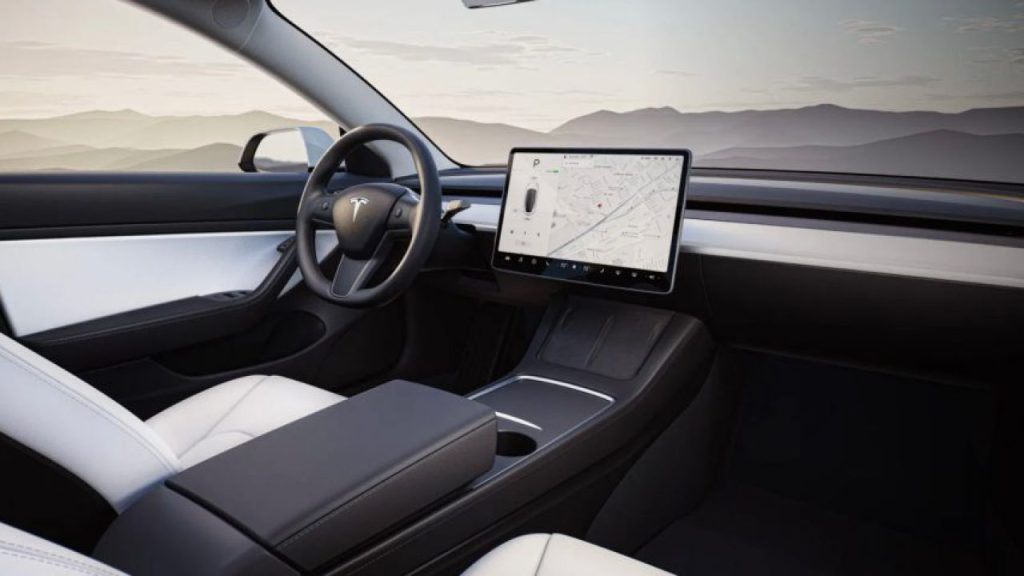tesla model y 2025